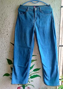 Light Wash Wide Leg Jeans