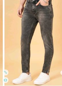 Stonewashed Black Jeans From Pantaloons