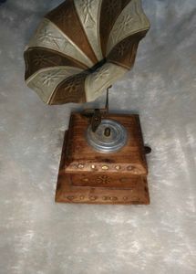 Vintage Gramophone Showpiece Miniature