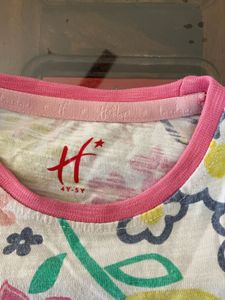 Cute Denim Shorts with Flowers