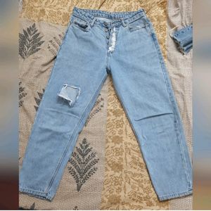 Distressed Denim Jeans For Women