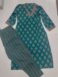 🌸 Elegant Teal Kurta Set 🌸