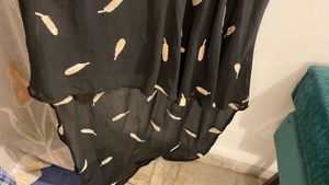 Chic Feather Print Maxi Dress