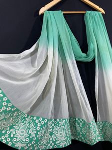 Women White And Green Dupatta With Printed Border