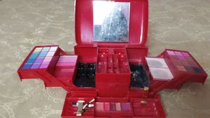 Beauty Makeup Box Imported From Dubai