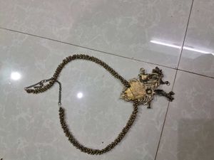 Peacock Feather Shape Necklace... Golden In Colour