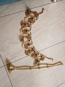 Gorgeous Gold &amp; White Tassel Embellishment