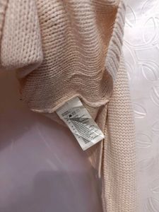 H&amp;M Knit Cropped Sweater