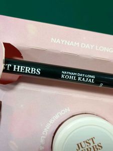 Just Herbs Makeup Kit