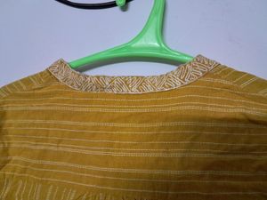 Biba Yellow Size 38 Embroidered Top