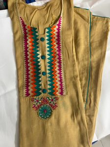 Rayon Kurti