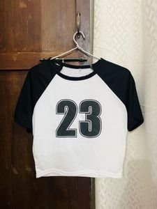 Cropped Tee