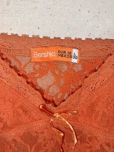 BERSHKA See-through Fashion Lace Top