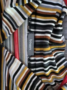 USED Bossini Smart Unique Top