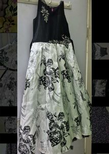 Cute  black and silver Floral Dress