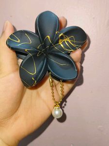 Latest Flower Hair Clip with Pearl Accent