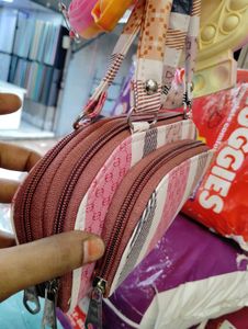 Hand Bag For Regular Market Used