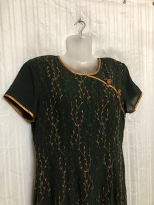 Yuppie Green Printed Midi Dress