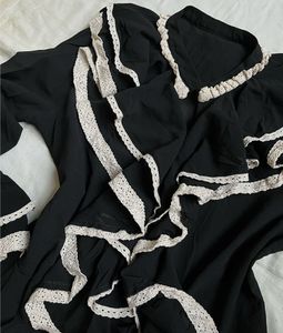 Ruffle Top🖤