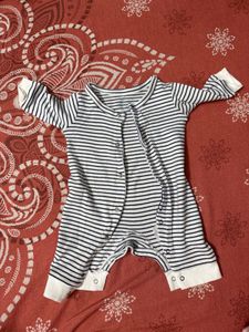Multiple Items for New Born to 1.5/2 months baby