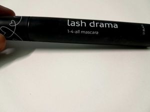 Plum Mascara