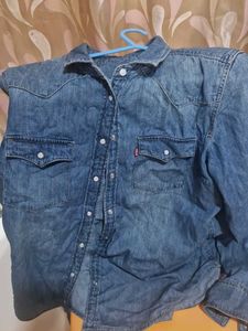 Levi&#39;s Denim Shirt