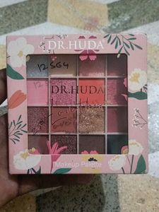 dr.huda love thug so much makeup palette
