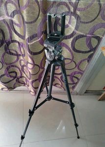 Tripod