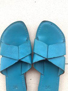 Blue Leather Crossover Sandals - Size 36