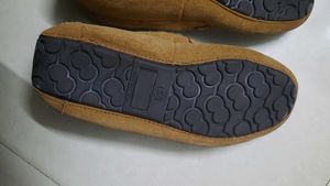 Ugg Koolaburra Women&#39;s W Lezly Tan Hard Sole Slipp