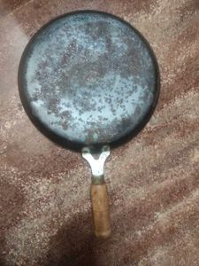 heavy weight iron pan