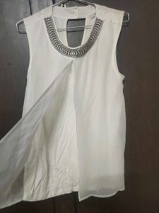 COMMA, UK BRANDED TOP