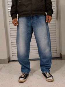 Baggy Fit Jeans