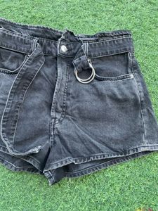 Black belted denim shorts