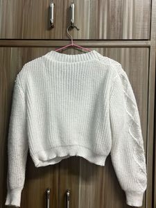 Urbanic White Cardigan 🤍