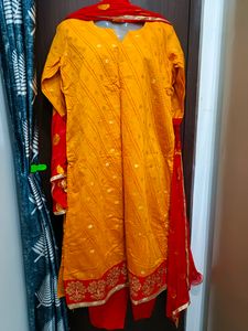 Silk Kurta With Red Duppata