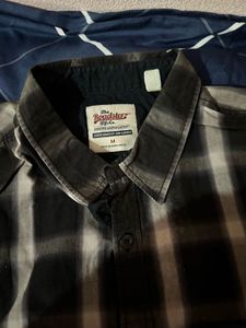 Roadster Cotton Striped shirt ( size M )