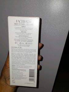 Facebath Milky Foaming Clenser