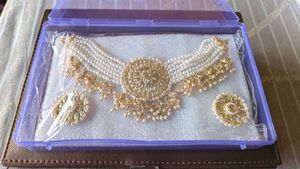 New Choker With Earring Set.