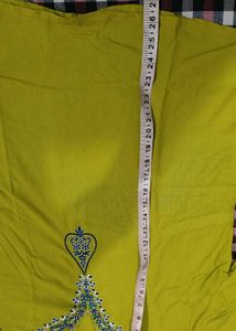 EMBROIDERED TUNIC TOP