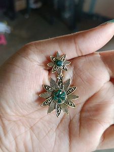 Emerald Green Flower Drop Earrings