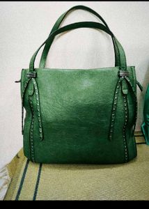 2 Stylish Tote Bags
