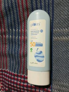 Plum Rice Water &amp; Niacinamide Sunscreen SPF 50