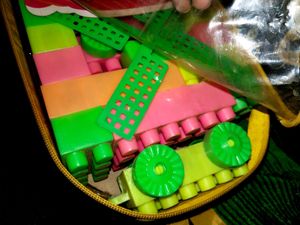 Bricks Play &amp; Learn Game