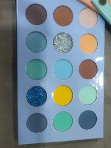 Beauty Glazed 60 Colour Eyeshadow