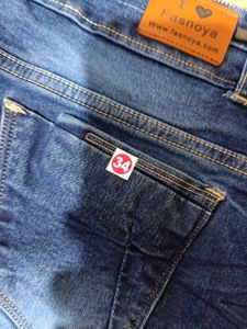 Distressed Skinny Jeans, 34 Size