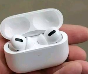 TWS Brand New Airbuds Bluetooth 8-12 Hrs Battery
