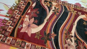 New piyor woolen shawl