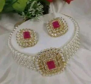 This A Necklace Set With Bracelet