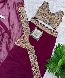 Elegant Embroidered Saree with Blouse
